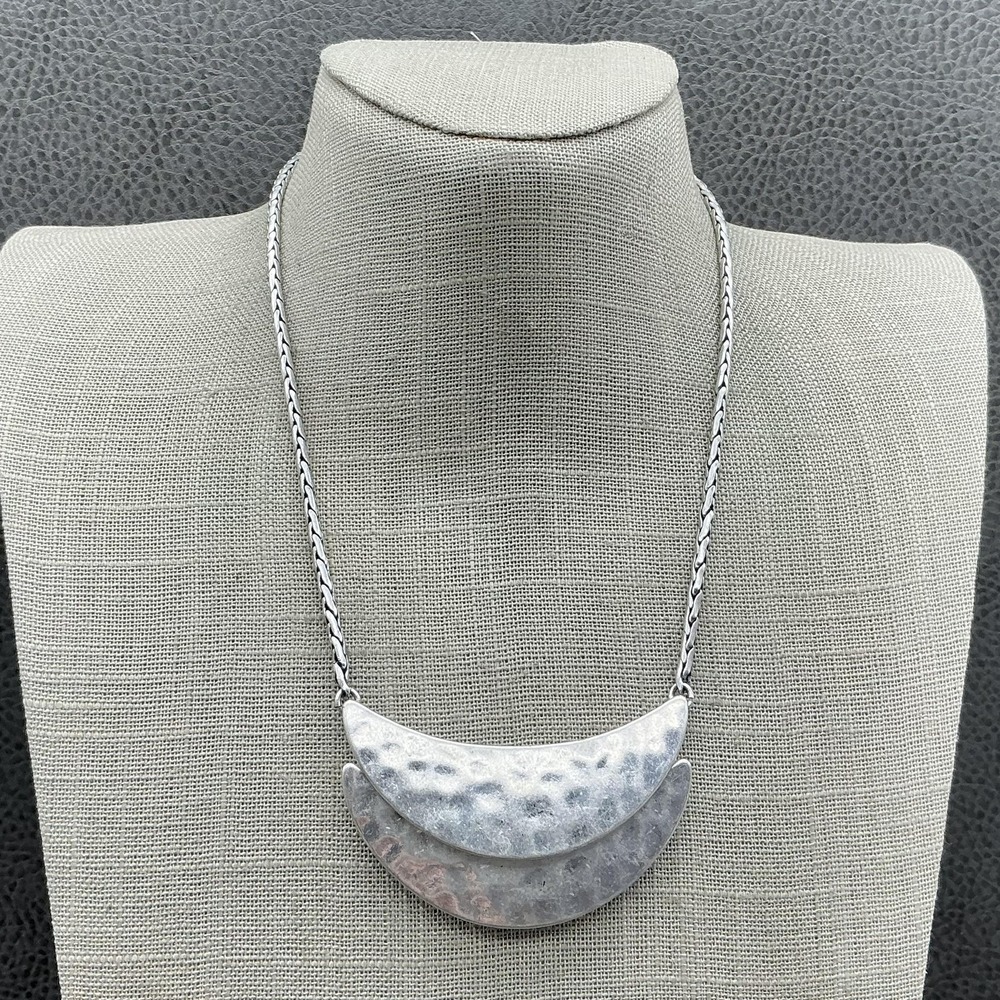 Lucky Brand Necklace Silver Tone Hammered Crescent Moon Bib Womens Statement 16"
